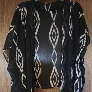 Fio Fio black and brown aztec shear women's short duster